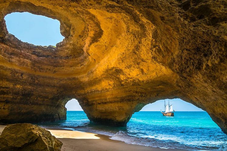 Boat Trips - Benagil Caves Spectacular boat trips to the incredible Benagil Caves around Piedade