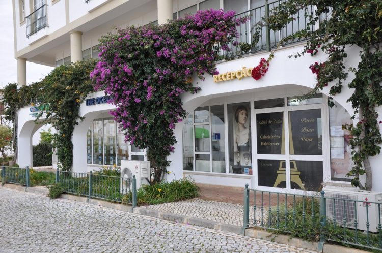 Ocean Club Luz 1050 The facade of the Ocean Club Luz is covered in bougainvillea making it an attractive place to view